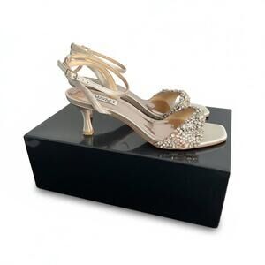 New Badgley Mischka Telissa Pink Kitten Heel Sandals 9